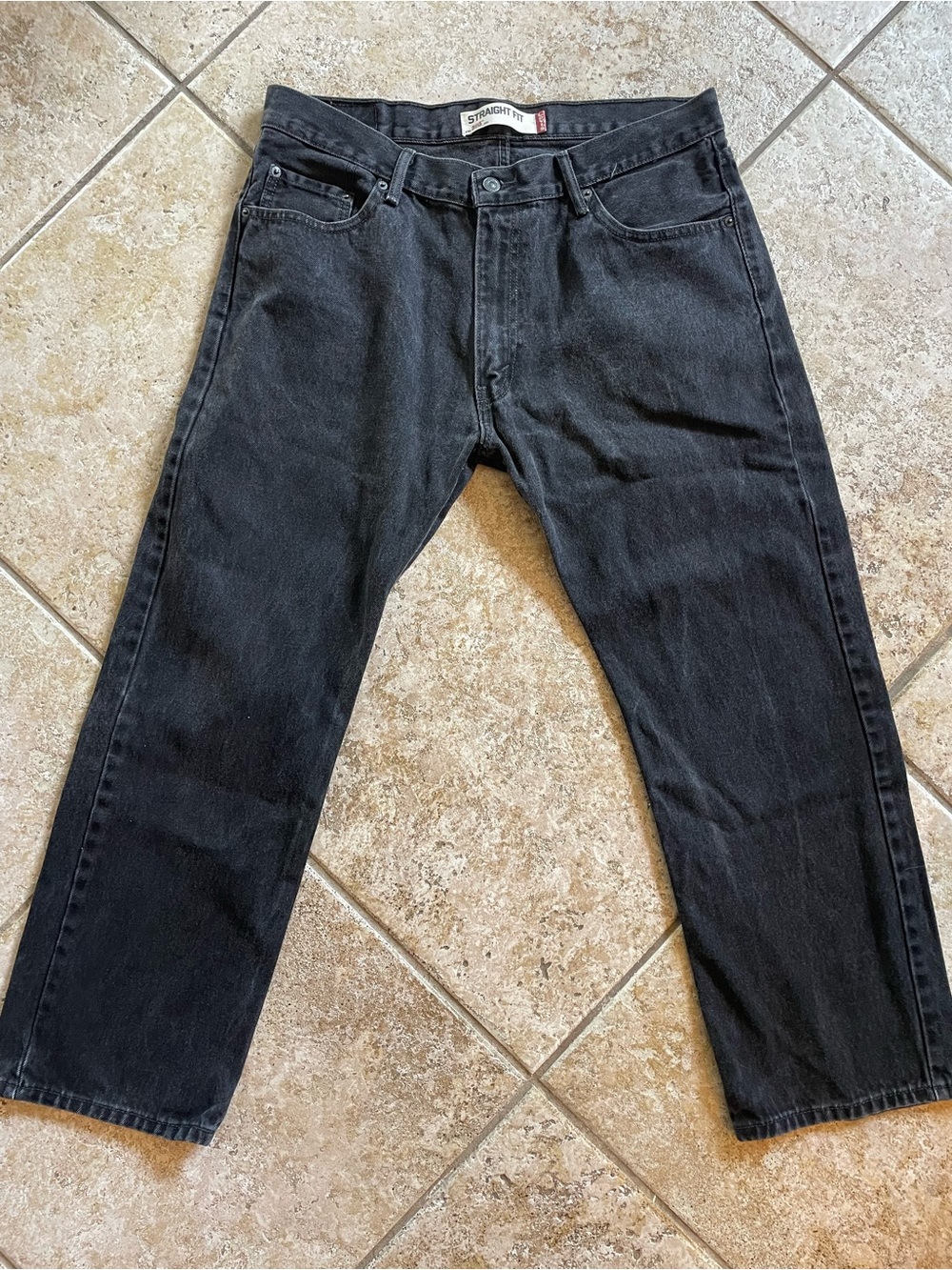 Levi's Men's Straight Jeans in Washed Black